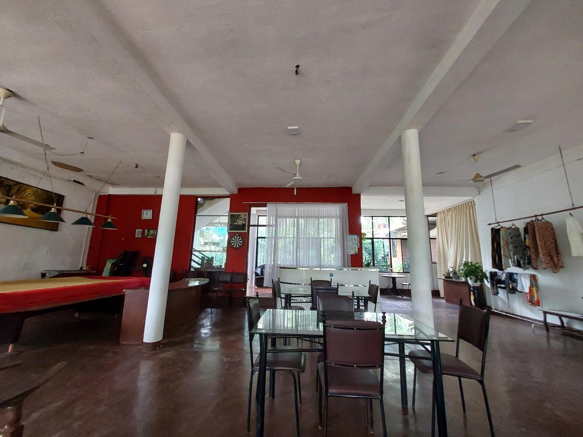 Lake Wave Hotel أنرادابورام المظهر الخارجي الصورة